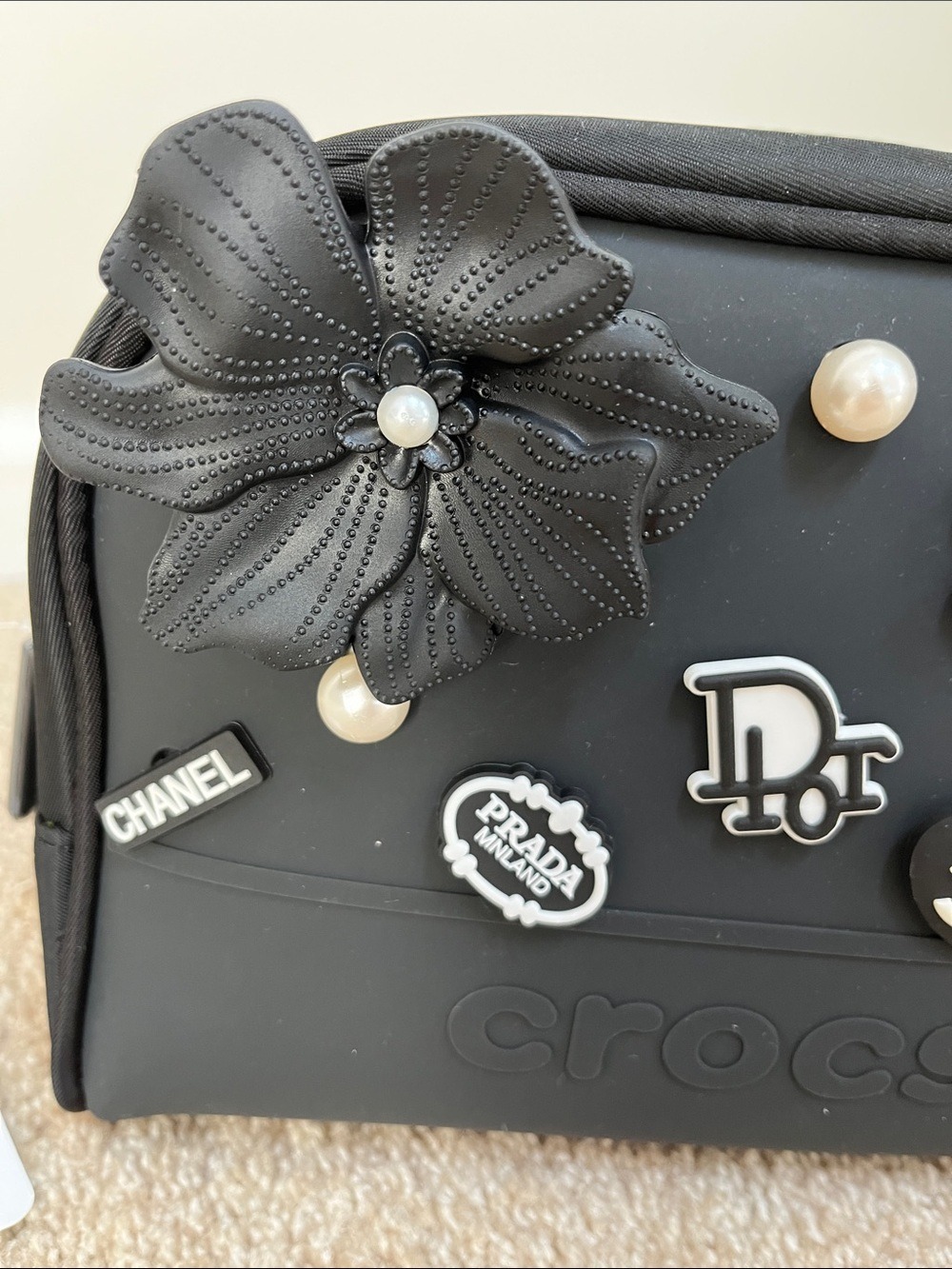 CROCS cosmetic bag - Picture 3 of 13
